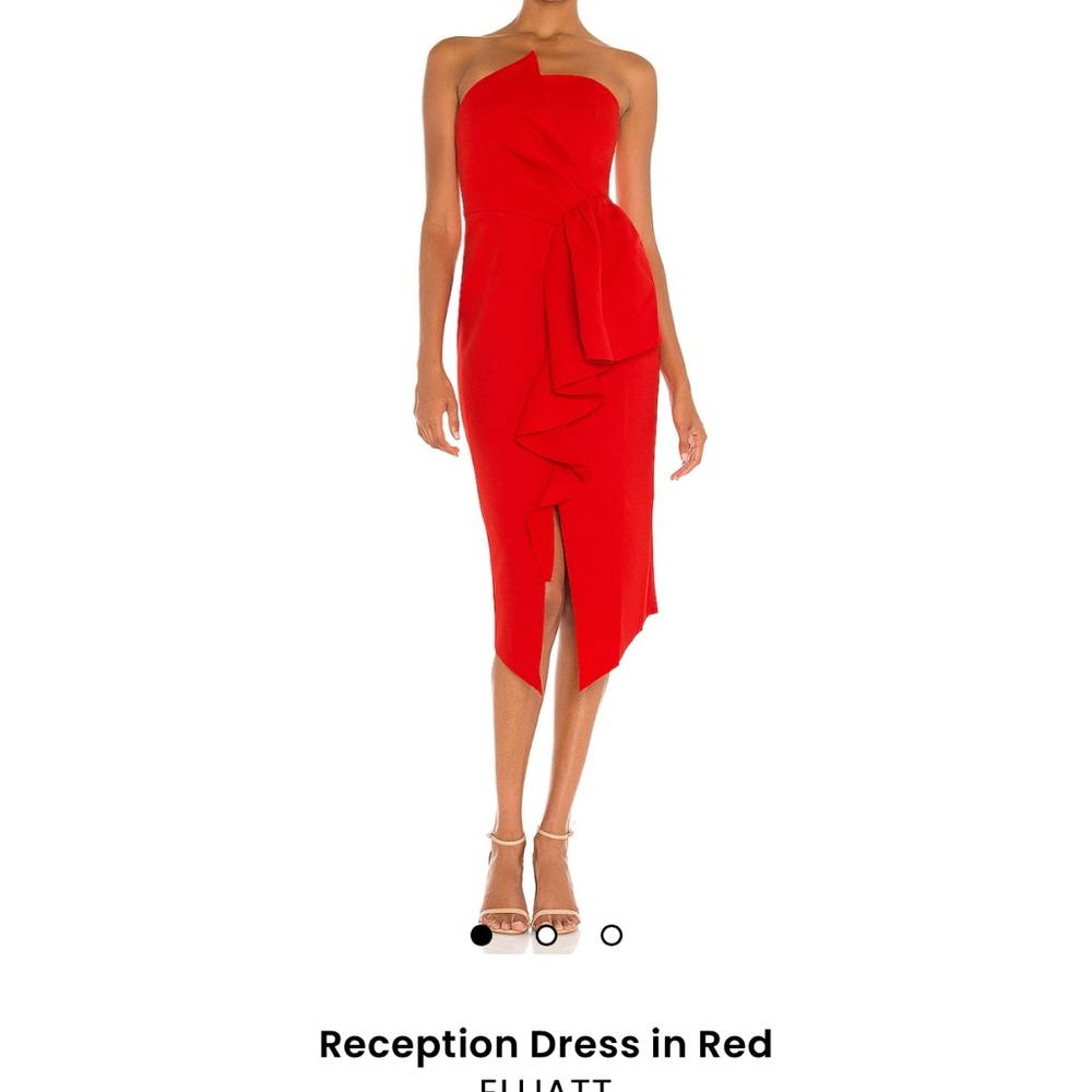 Elliatt Asymmetrical Red Strapless Dress